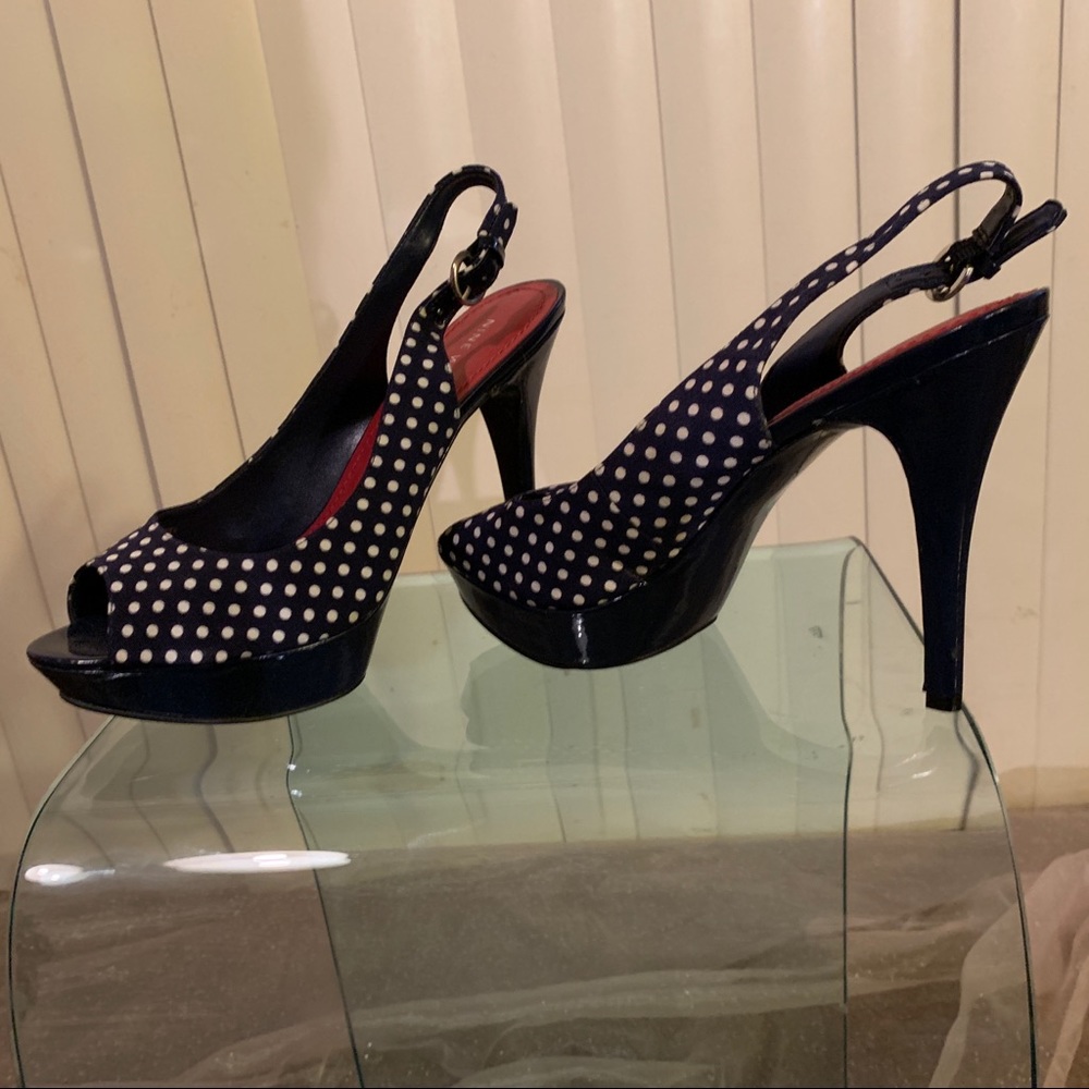 Nine West polka dot sling backs - Picture 2 of 6